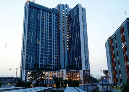 Escent Condominium チエンマイ エクステリア 写真