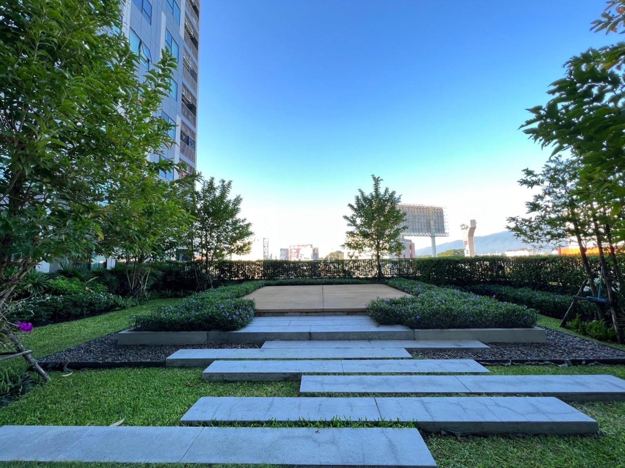 Escent Condominium チエンマイ エクステリア 写真